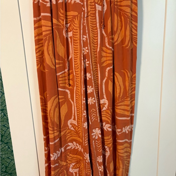 Orange Patterned Set - Picture 4 of 5